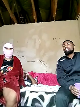 KAT AND DEE online show from 03.03.26