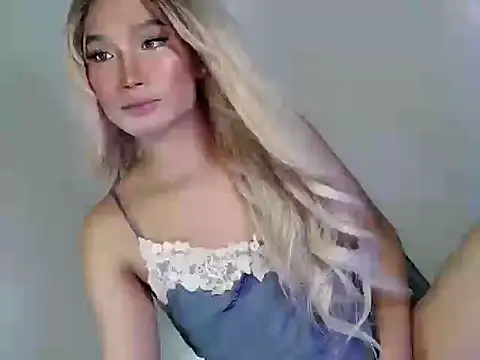 touch my body1 online show from 06.15.26