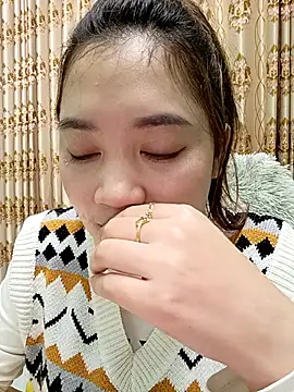 lylinhjim online show from 01.14.26