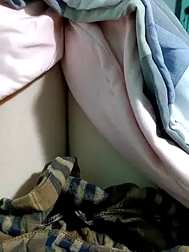 lylinhjim online show from 01.15.26