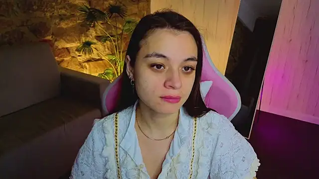 Snapshot of Kim_Bless chatting on 02.10.26 Kim Bless online show from 02.10.26