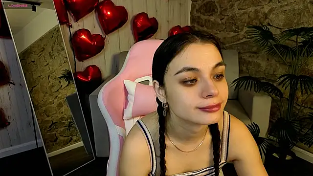 Snapshot of Kim_Bless chatting on 03.17.26 Kim Bless online show from 03.17.26