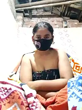 Snapshot of Hot_Sweeti chatting on 01.31.26 Hot Sweeti online show from 01.31.26