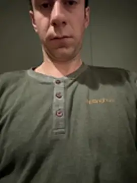 Snapshot of badCecio chatting on 01.15.26 badCecio online show from 01.15.26