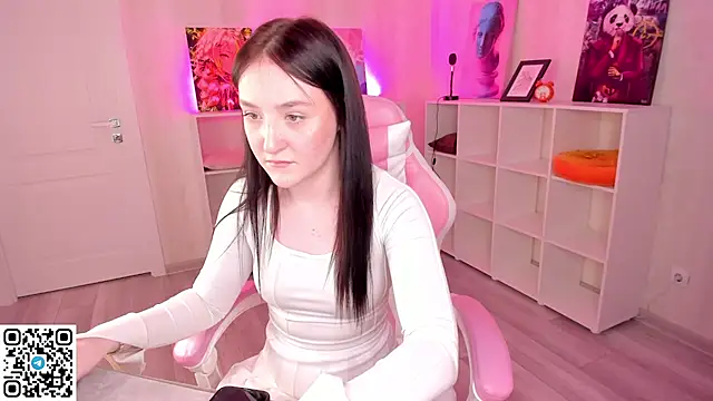 Snapshot of LexiVale chatting on 01.16.26 LexiVale online show from 01.16.26