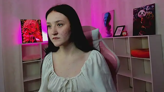 Snapshot of LexiVale chatting on 01.19.26 LexiVale online show from 01.19.26