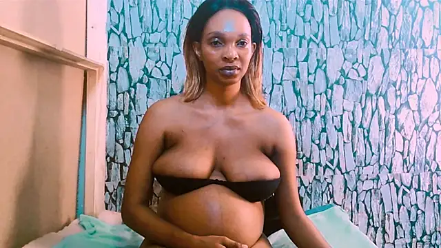 Caramelminxxx1 online show from 03.04.26