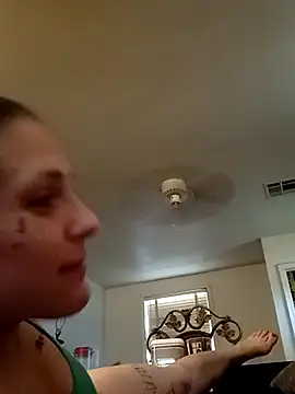 LadySn0w26 online show from 02.04.26