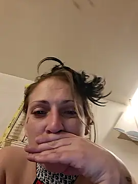 LadySn0w26 online show from 02.23.26