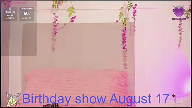 Snapshot of chloe_peach_ chatting on 07.23.26 chloe peach online show from 07.23.26