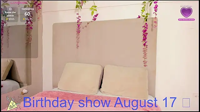 Snapshot of chloe_peach_ chatting on 07.24.26 chloe peach online show from 07.24.26
