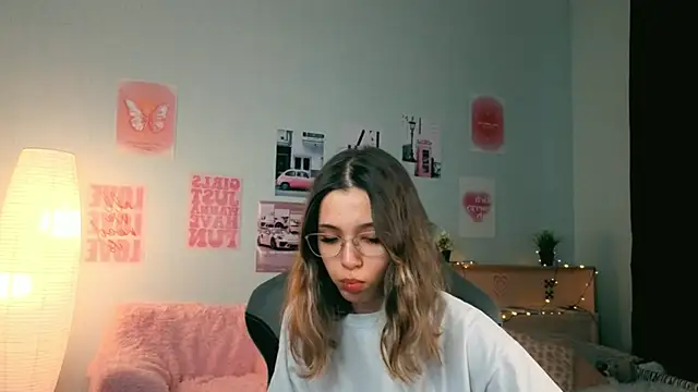 Snapshot of dinnerwithflowers chatting on 02.08.26 dinnerwithflowers online show from 02.08.26