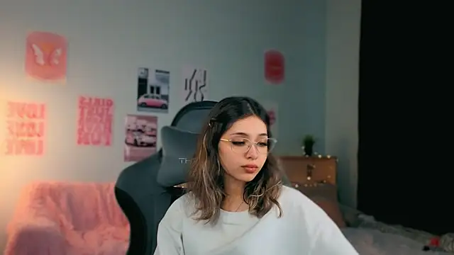 Snapshot of dinnerwithflowers chatting on 02.14.26 dinnerwithflowers online show from 02.14.26