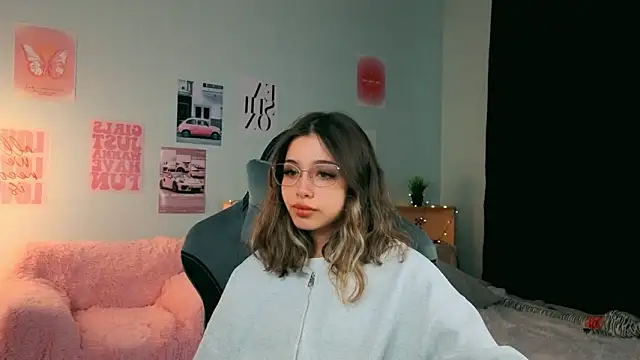 Snapshot of dinnerwithflowers chatting on 02.16.26 dinnerwithflowers online show from 02.16.26