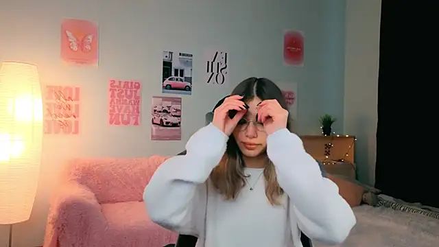 Snapshot of dinnerwithflowers chatting on 02.20.26 dinnerwithflowers online show from 02.20.26