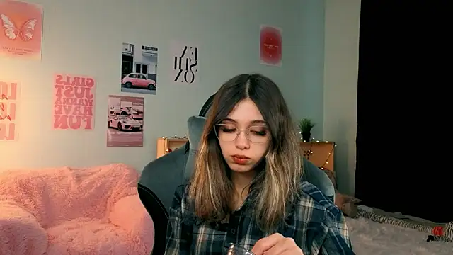 Snapshot of dinnerwithflowers chatting on 02.23.26 dinnerwithflowers online show from 02.23.26