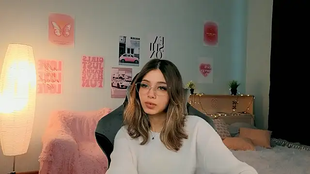 Snapshot of dinnerwithflowers chatting on 03.06.26 dinnerwithflowers online show from 03.06.26