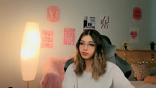 Snapshot of dinnerwithflowers chatting on 03.07.26 dinnerwithflowers online show from 03.07.26