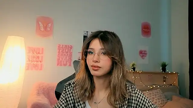 Snapshot of dinnerwithflowers chatting on 03.17.26 dinnerwithflowers online show from 03.17.26