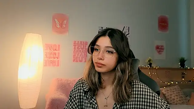 Snapshot of dinnerwithflowers chatting on 03.20.26 dinnerwithflowers online show from 03.20.26