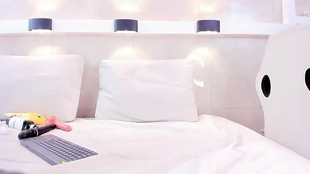 amber ryan online show from 03.13.26