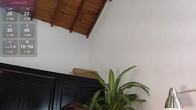 Snapshot of Mia_Volkova_ chatting on 06.25.26 Mia Volkova online show from 06.25.26