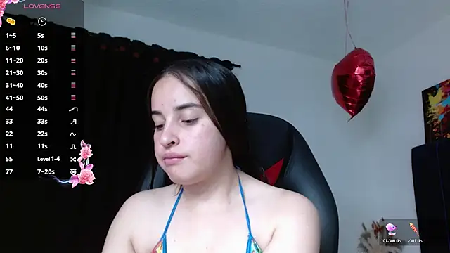 Snapshot of valeri_sotoo chatting on 06.26.26 valeri sotoo online show from 06.26.26