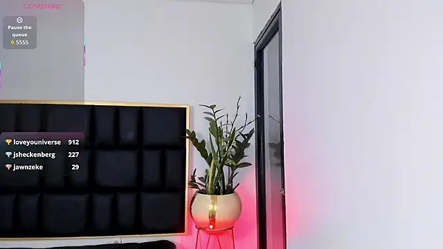 Snapshot of Emma_collins01 chatting on 03.21.26 Emma collins01 online show from 03.21.26