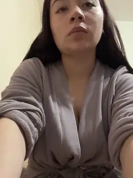 Sienna Frost online show from 02.04.26