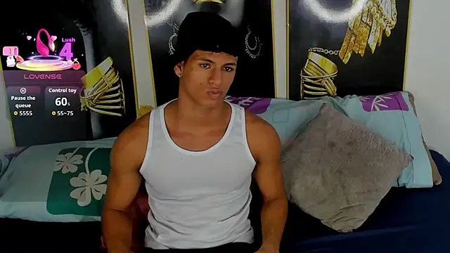 Stiven And CalvinHots online show from 01.18.26