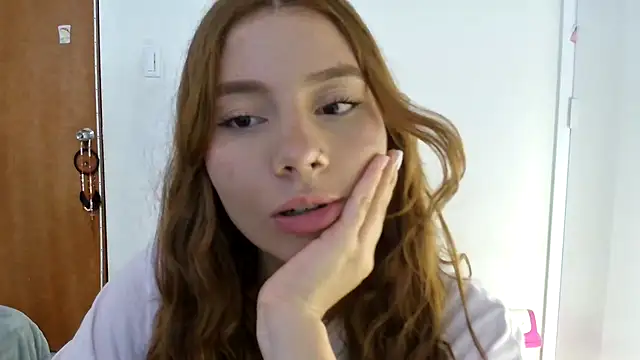 Snapshot of pochilove chatting on 04.01.26 pochilove online show from 04.01.26