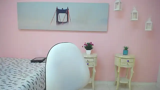 Snapshot of scarlett_clyde chatting on 02.02.26 scarlett clyde online show from 02.02.26