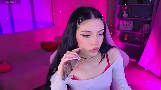 Kelly  Bunny online show from 08.04.26