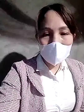 Snapshot of Gummiesu chatting on 01.16.26 Gummiesu online show from 01.16.26