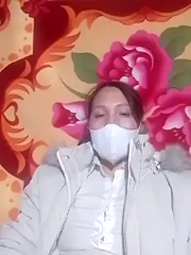 Snapshot of Gummiesu chatting on 01.19.26 Gummiesu online show from 01.19.26