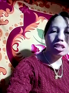 Gummiesu online show from 02.04.26