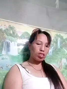 Gummiesu online show from 05.15.26
