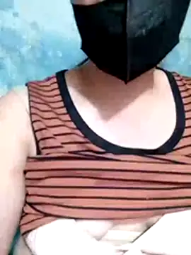 Gummiesu online show from 06.08.26