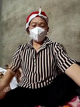 Snapshot of LoveShae_01 chatting on 02.02.26 LoveShae 01 online show from 02.02.26