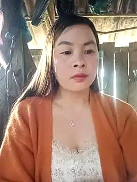 Snapshot of Bling_sexy chatting on 02.05.26 Bling sexy online show from 02.05.26