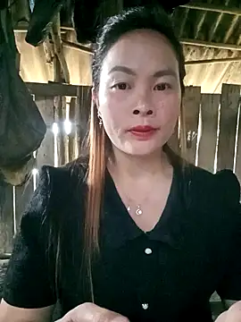 Snapshot of Bling_sexy chatting on 02.14.26 Bling sexy online show from 02.14.26