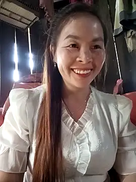 Snapshot of Bling_sexy chatting on 02.15.26 Bling sexy online show from 02.15.26