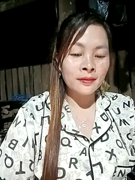 Snapshot of Bling_sexy chatting on 02.18.26 Bling sexy online show from 02.18.26