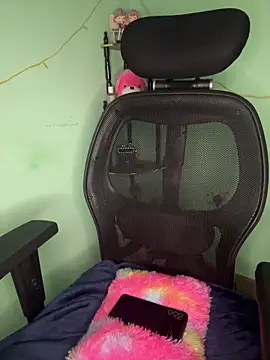 Praachiiii online show from 02.21.26