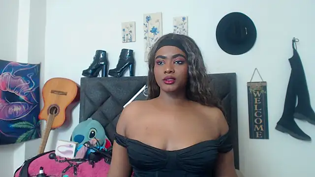Snapshot of Natashabella___ chatting on 07.17.26 Natashabella online show from 07.17.26