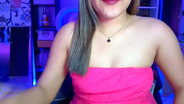 Snapshot of _Maanvi_ chatting on 06.20.26 Maanvi online show from 06.20.26