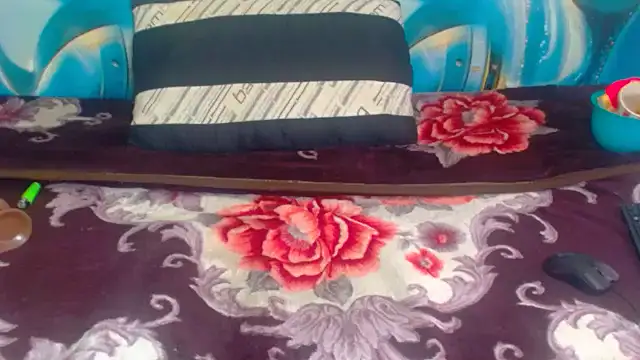 B Slut online show from 03.12.26