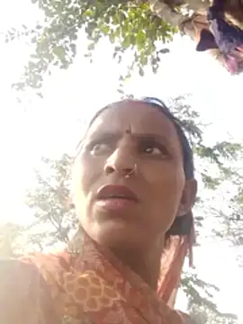 Snapshot of Juli_rathore chatting on 04.02.26 Juli rathore online show from 04.02.26