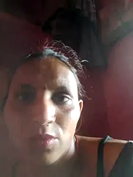 Snapshot of Juli_rathore chatting on 04.27.26 Juli rathore online show from 04.27.26