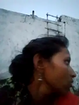 Snapshot of Juli_rathore chatting on 05.13.26 Juli rathore online show from 05.13.26